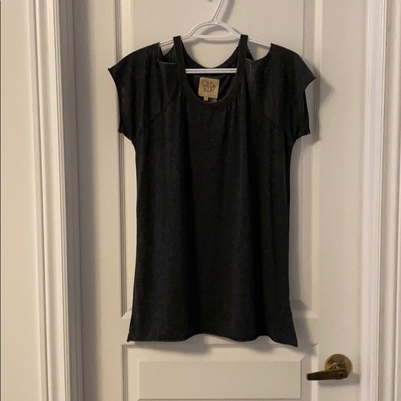 T-shirt with shoulder cut-out - Picture 1 of 3